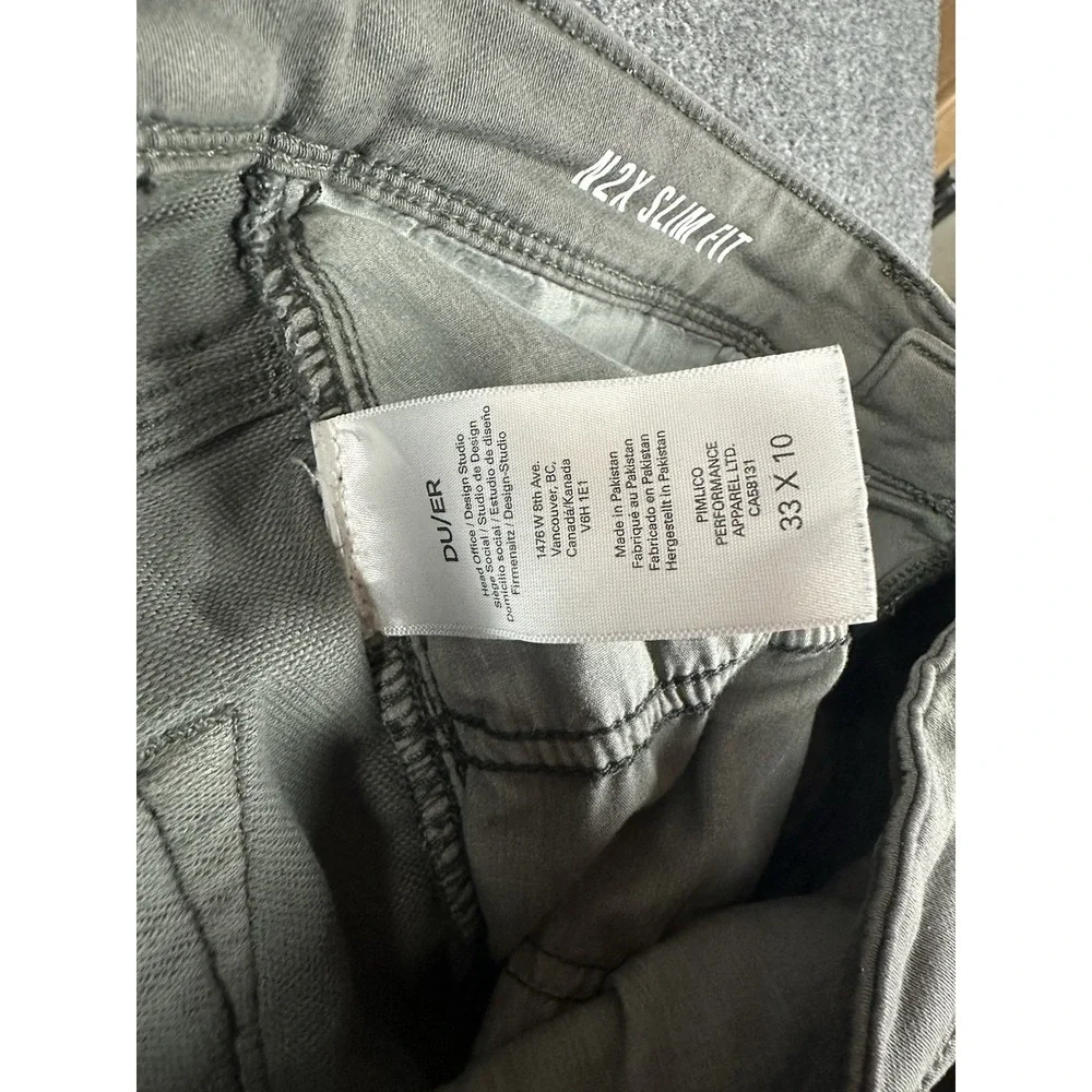 DU/ER N2X Slim Fit Shorts Mens Size 33X10* Gray/aGreen 5-Pocket MSNS1011